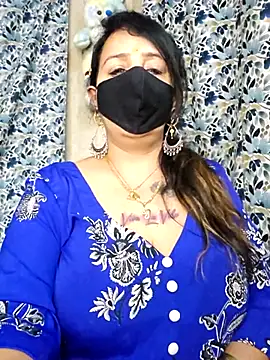 cute-tanvi online show from 02/03/26, 12:53