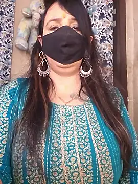 cute-tanvi online show from 04/14/26, 01:00