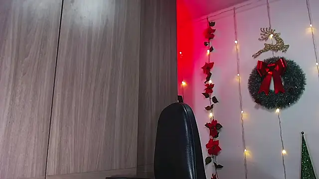 Kenisha Sweet online show from 12/11/24, 04:28