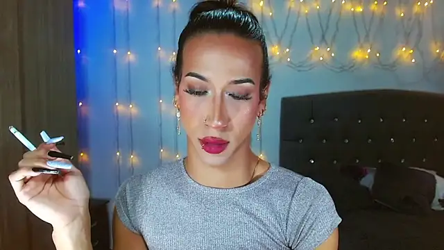 Kenisha Sweet online show from 02/15/25, 11:47