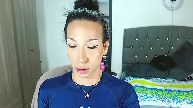 Kenisha Sweet online show from 09/19/25, 05:13