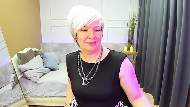 CarmenSoft online show from 01/13/25, 03:01