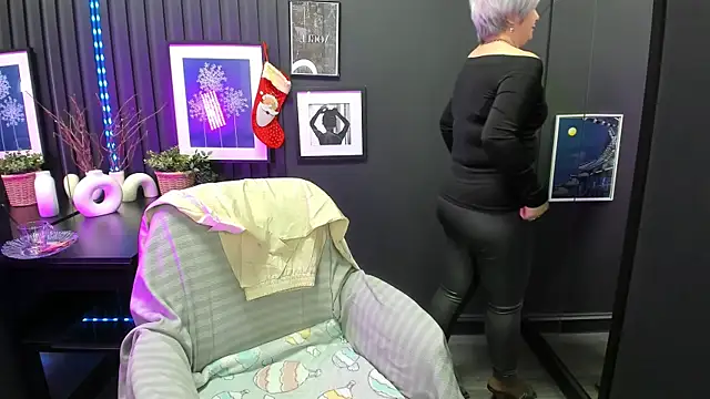 CarmenSoft online show from 01/05/26, 08:45