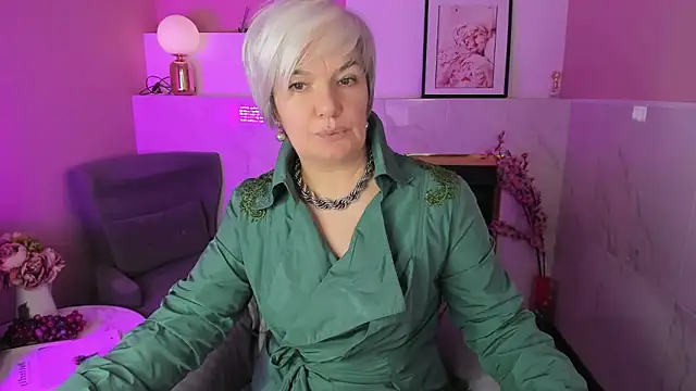 Snapshot of CarmenSoft chatting on 03/30/26, 08:48 CarmenSoft online show from 03/30/26, 08:48