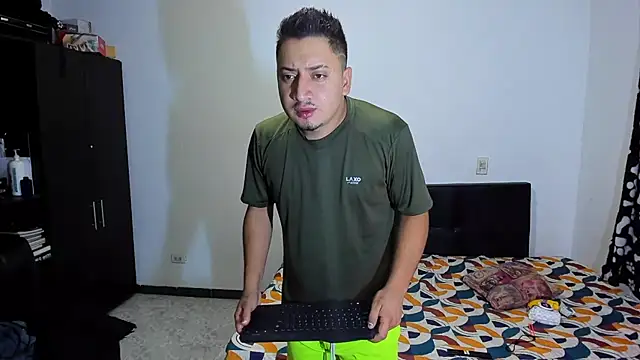 ares sexxx online show from 02/13/26, 01:07