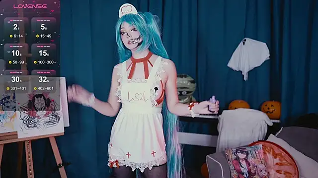 Snapshot of MadnessAlison chatting on 10/31/25, 08:10 MadnessAlison online show from 10/31/25, 08:10