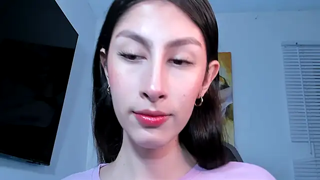 Snapshot of valeria_gonzales_ chatting on 12/01/24, 11:14 valeria gonzales online show from 12/01/24, 11:14