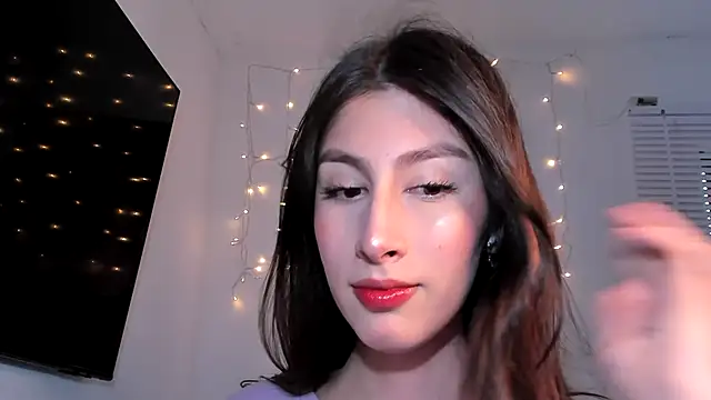 Snapshot of valeria_gonzales_ chatting on 01/18/25, 10:17 valeria gonzales online show from 01/18/25, 10:17