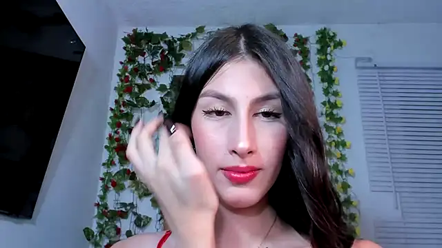 Snapshot of valeria_gonzales_ chatting on 02/22/25, 11:13 valeria gonzales online show from 02/22/25, 11:13