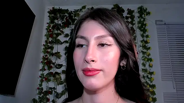 Snapshot of valeria_gonzales_ chatting on 02/27/25, 04:41 valeria gonzales online show from 02/27/25, 04:41