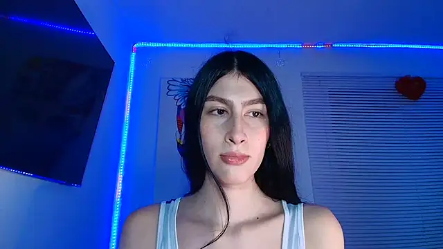 Snapshot of valeria_gonzales_ chatting on 10/31/25, 11:50 valeria gonzales online show from 10/31/25, 11:50