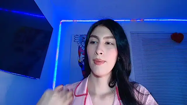 Snapshot of valeria_gonzales_ chatting on 11/11/25, 01:16 valeria gonzales online show from 11/11/25, 01:16