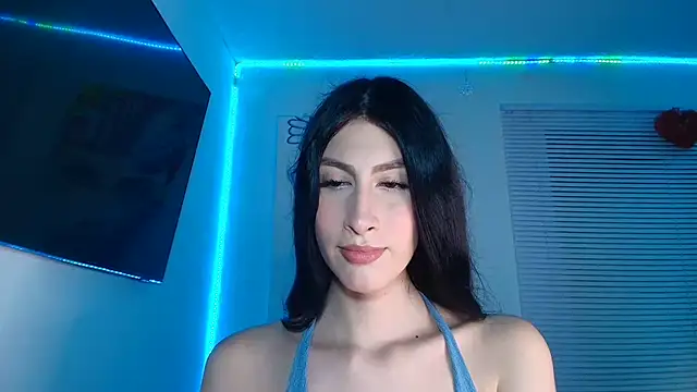 Snapshot of valeria_gonzales_ chatting on 11/23/25, 02:22 valeria gonzales online show from 11/23/25, 02:22