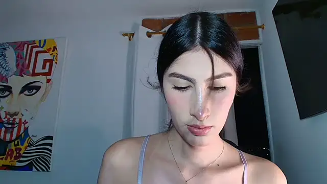 valeria gonzales  online show from 05/06/26, 03:46