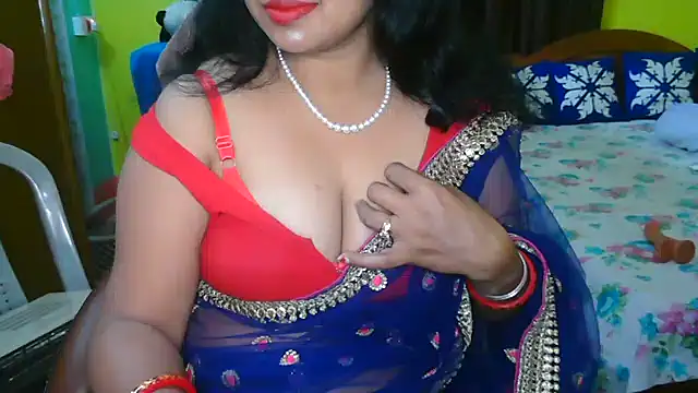 Snapshot of Anushka_21 chatting on 02/10/25, 05:58 Anushka 21 online show from 02/10/25, 05:58