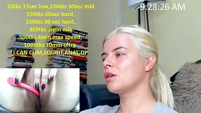 Snapshot of queenofthenighttt chatting on 03/16/26, 08:29 queenofthenighttt online show from 03/16/26, 08:29