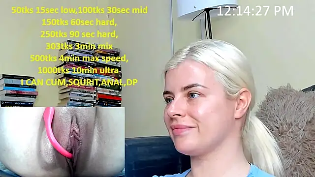 Snapshot of queenofthenighttt chatting on 03/24/26, 11:15 queenofthenighttt online show from 03/24/26, 11:15