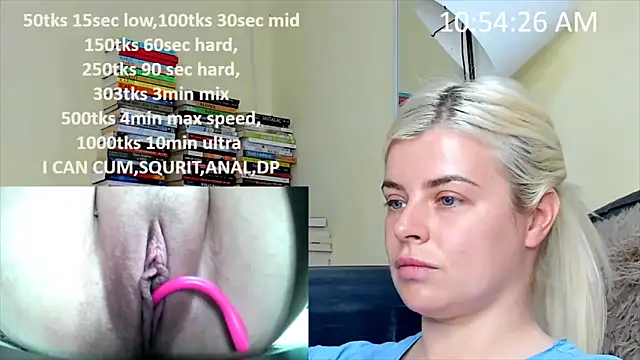 Snapshot of queenofthenighttt chatting on 04/15/26, 08:54 queenofthenighttt online show from 04/15/26, 08:54