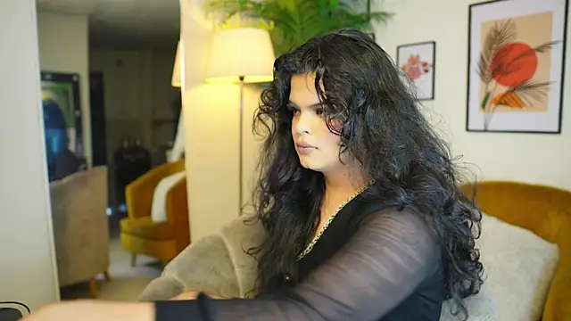 Snapshot of artechloe chatting on 02/19/25, 09:14 artechloe online show from 02/19/25, 09:14