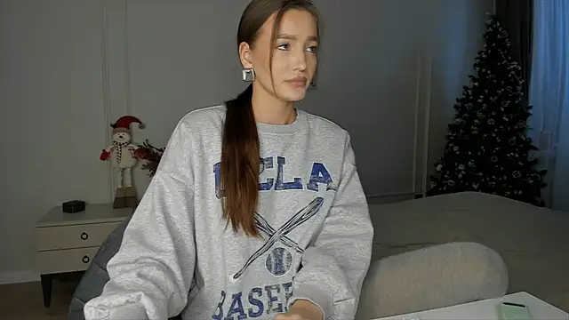 Snapshot of xx_leila chatting on 01/17/26, 10:20 xx leila online show from 01/17/26, 10:20