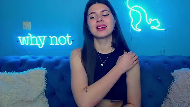 Snapshot of ViollinaLove chatting on 02/23/26, 05:49 ViollinaLove online show from 02/23/26, 05:49