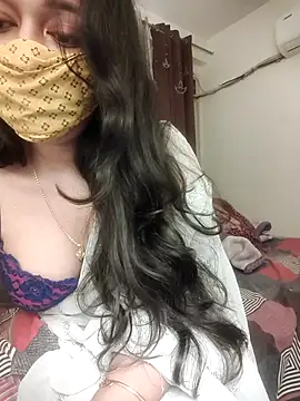 Snapshot of Lavanya_Shah chatting on 04/08/26, 03:34 Lavanya Shah online show from 04/08/26, 03:34