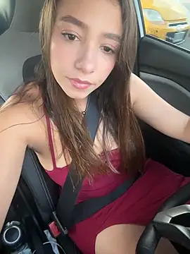 Snapshot of Hall_16 chatting on 11/14/25, 09:02 Hall 16 online show from 11/14/25, 09:02