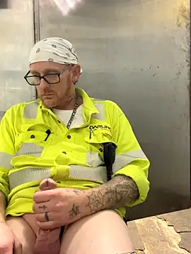 CLoSpunkmeyer69 online show from 10/15/25, 02:33