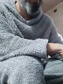 Snapshot of 207RCCam chatting on 03/23/25, 06:26 207RCCam online show from 03/23/25, 06:26