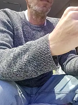 Snapshot of 207RCCam chatting on 10/16/25, 09:38 207RCCam online show from 10/16/25, 09:38