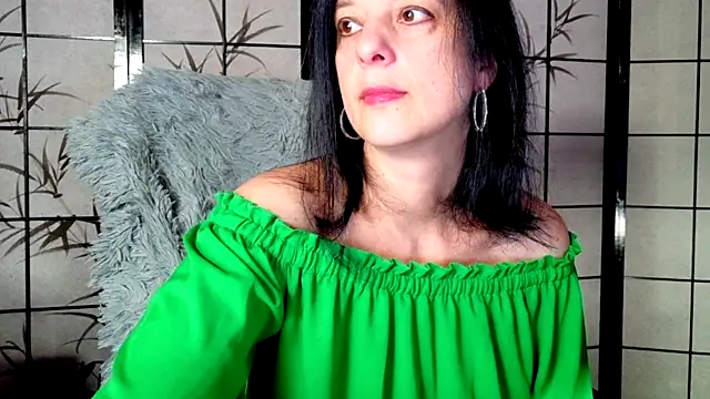  Sweetlonglips  online show from 11/24/25, 06:57