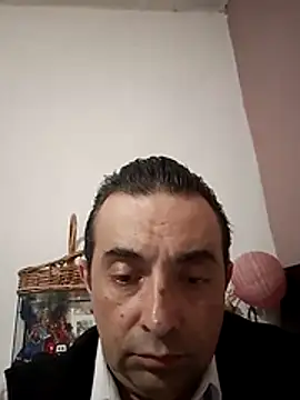 Snapshot of Mansex73 chatting on 07/14/26, 04:39 Mansex73 online show from 07/14/26, 04:39