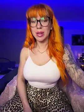 Pia July  online show from 01/16/25, 09:08