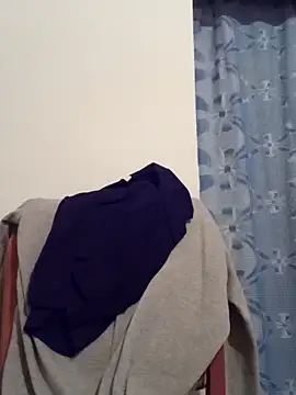 Snapshot of Rolandxxxr chatting on 02/04/25, 05:12 Rolandxxxr online show from 02/04/25, 05:12