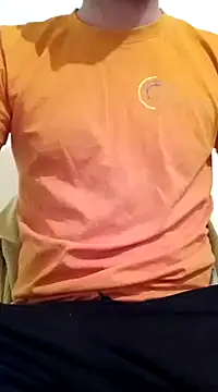 Snapshot of Rolandxxxr chatting on 02/11/25, 04:56 Rolandxxxr online show from 02/11/25, 04:56