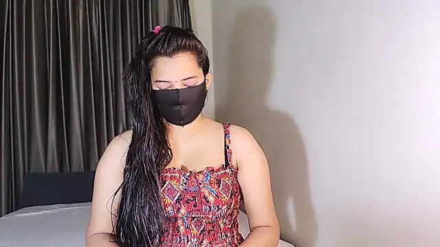 Snapshot of YourLovelyQueen chatting on 01/24/25, 05:32 YourLovelyQueen online show from 01/24/25, 05:32