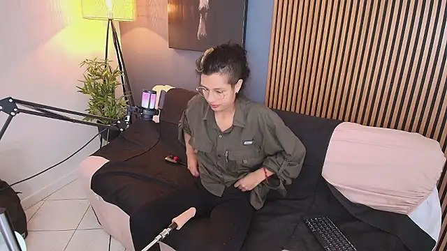 Snapshot of Andy__Nova chatting on 03/14/26, 04:40 Andy Nova online show from 03/14/26, 04:40