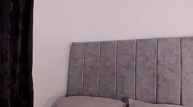 Snapshot of Hanna_Risso chatting on 01/31/25, 04:59 Hanna Risso online show from 01/31/25, 04:59