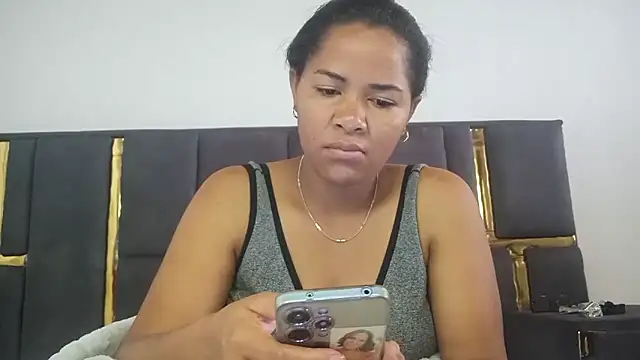 aleixane online show from 04/15/26, 04:19