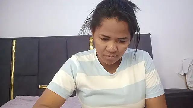 Snapshot of aleixane chatting on 05/14/26, 07:15 aleixane online show from 05/14/26, 07:15