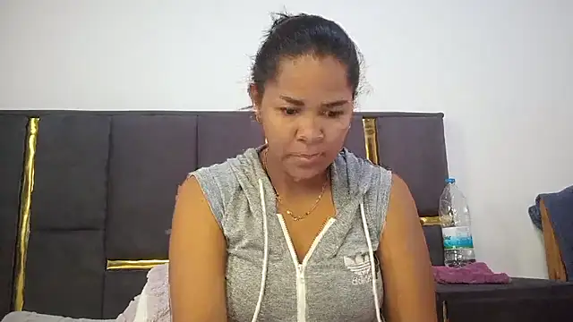 Snapshot of aleixane chatting on 05/28/26, 05:16 aleixane online show from 05/28/26, 05:16