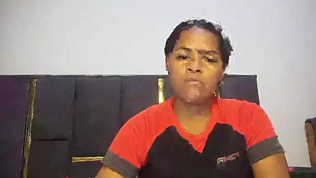 Snapshot of aleixane chatting on 06/12/26, 05:23 aleixane online show from 06/12/26, 05:23