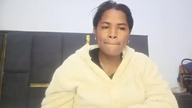 Snapshot of aleixane chatting on 06/22/26, 06:27 aleixane online show from 06/22/26, 06:27