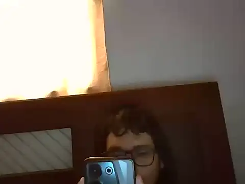 jheisonct online show from 10/28/25, 02:09