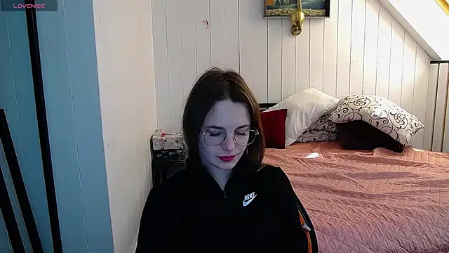 Snapshot of CindyJonson chatting on 03/22/25, 07:36 CindyJonson online show from 03/22/25, 07:36