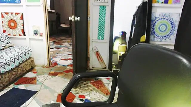 Snapshot of solamatista11 chatting on 10/13/25, 08:53 solamatista11 online show from 10/13/25, 08:53