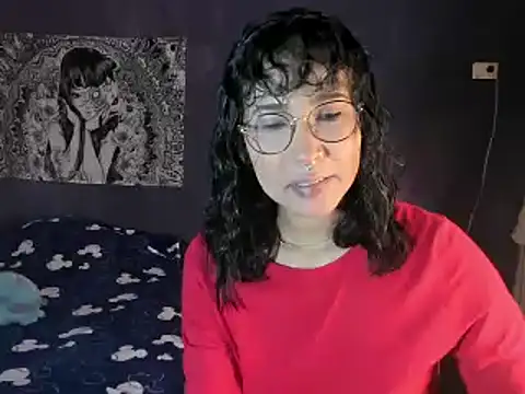 Snapshot of Mary_Rosse1 chatting on 12/28/24, 11:09 Mary Rosse1 online show from 12/28/24, 11:09