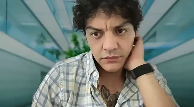 Snapshot of GruesoMexico chatting on 01/30/25, 11:13 GruesoMexico online show from 01/30/25, 11:13