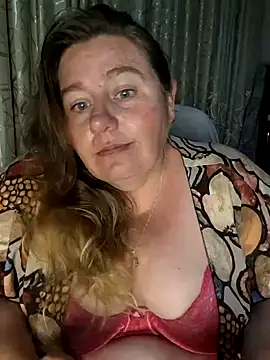 Snapshot of Iceprincess2bad4u chatting on 01/11/25, 05:40 Iceprincess2bad4u online show from 01/11/25, 05:40