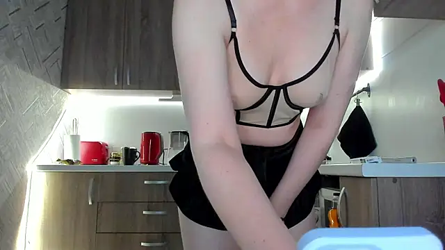 Snapshot of EvaBarsa_ chatting on 09/19/25, 02:35 EvaBarsa online show from 09/19/25, 02:35